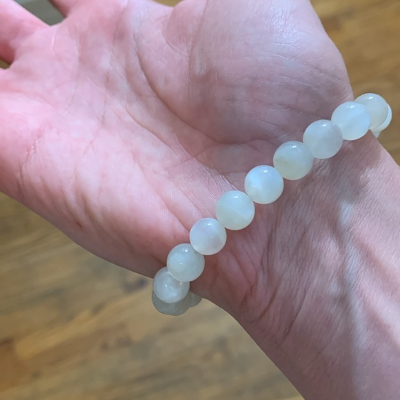 BrandNew Moonstone Adjustable Bracelet Genuine Rainbow Moonstone Bracelet - Picture 5 of 5